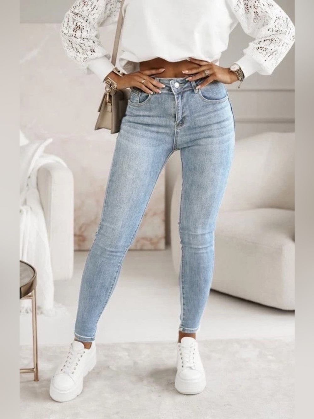 SELENA DENIM BUTTON DETAIL JEANS-LIGHT BLUE